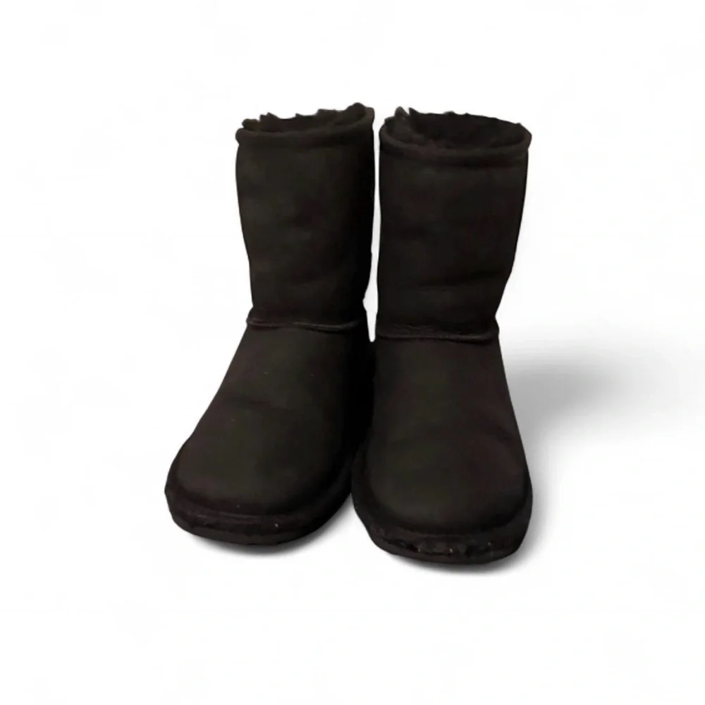 UGG Classic Black Boots for kids, size 2